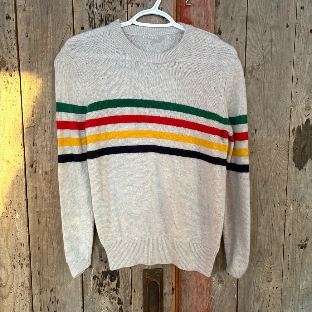 Women’s Hudson Bay Company cashmere blend sweater